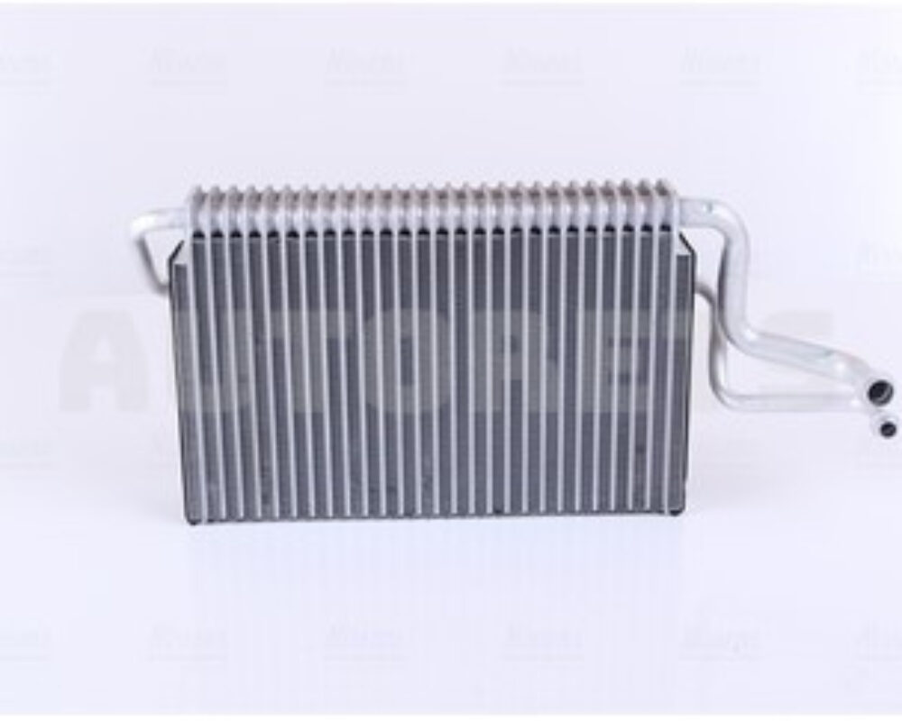 Evaporator for MAN TGX 26.440 08-/MAN TGS 26.480 09-/MAN TGA 00-/MAN TGL 05-/MAN TGM 05-
